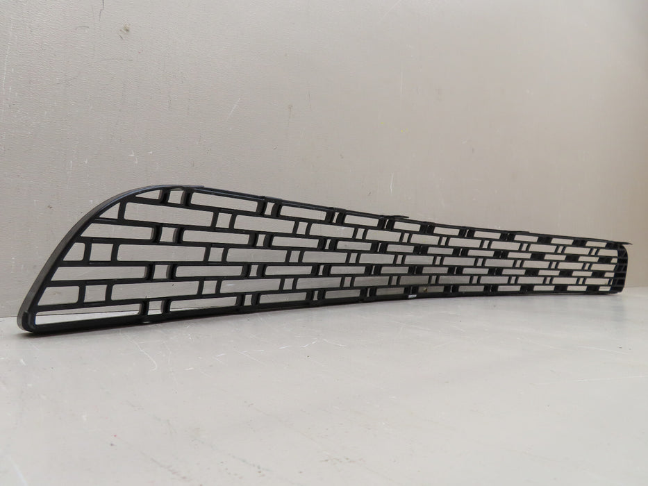 2015-2019 DODGE CHALLENGER FRONT LOWER GRILLE GRILL OEM 15LA124AA