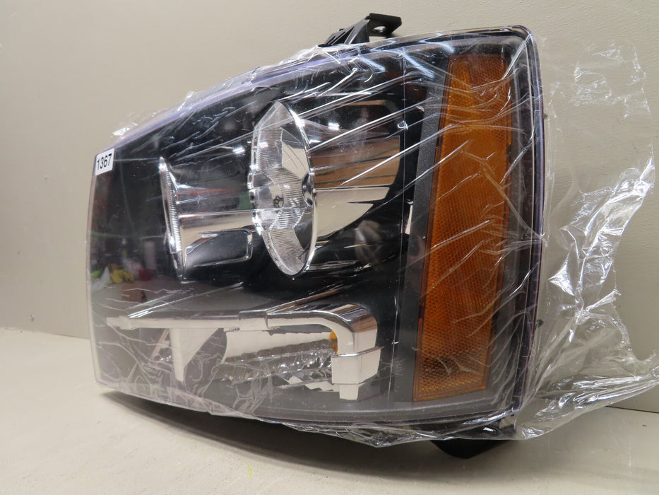2007-2014 CHEVROLET TAHOE/SUBURBAN LEFT DRIVER HEADLIGHT LAMP HALOGEN
