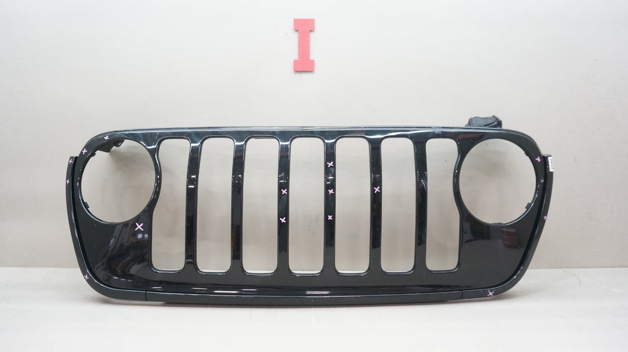 2018-2023 JEEP WRANGLER JL SAHARA FRONT RADIATOR GRILLE GRILL 6BY79TRMA OEM