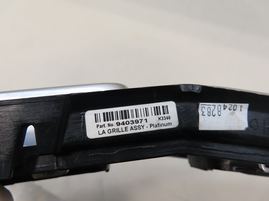 2015-2019 DODGE CHALLENGER FRONT UPPER RADIATOR GRILLE GRILL OEM 9403971