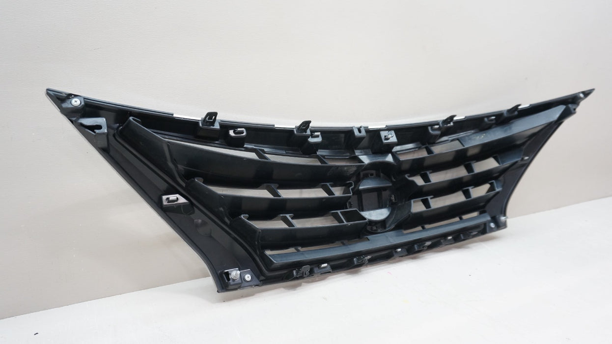 2015-2019 NISSAN VERSA FRONT BUMPER RADIATOR GRILLE OEM 623109KM0A