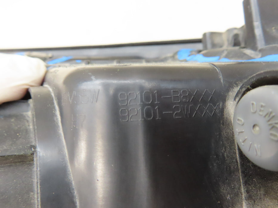 2013-2016  HYUNDAI SANTA FE DRIVER LH SIDE HEADLIGHT LIGHT LAMP OEM