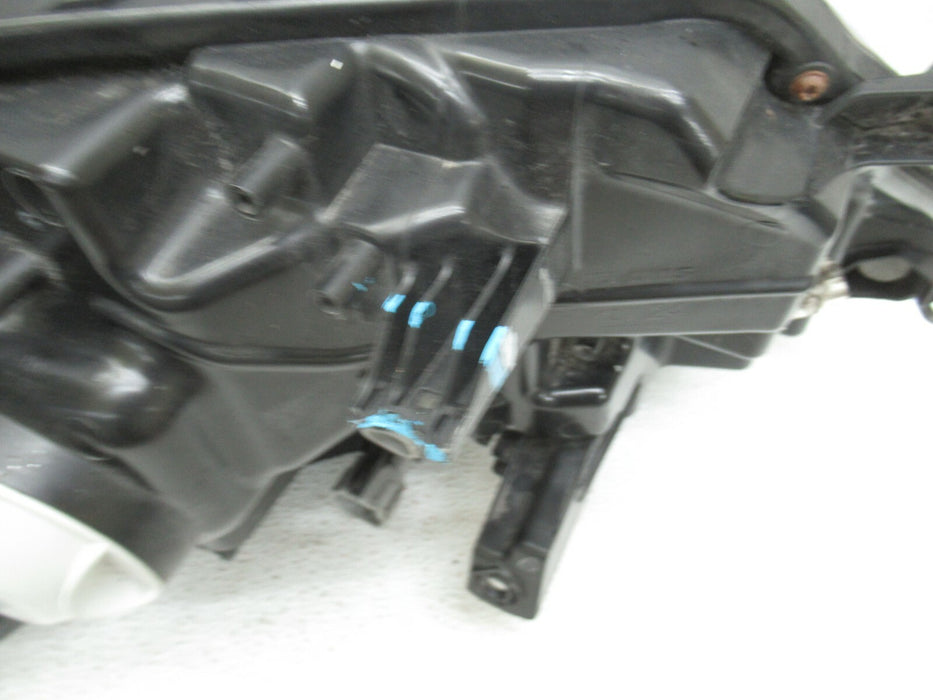 2017 - 2019 NISSAN ROGUE FRONT LEFT DRIVER SIDE HEADLIGHT HALOGEN HEADLAMP OEM