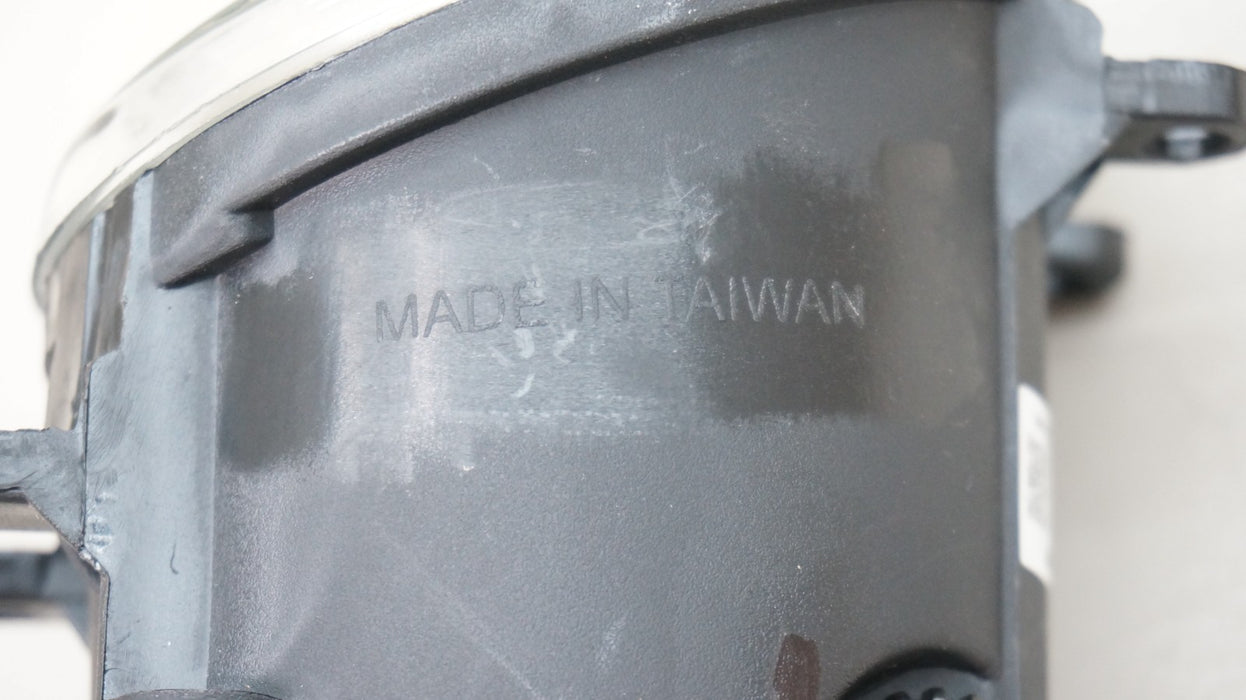 2006-2012 TOYOTA RAV-4 RAV4 FRONT RIGHT PASSENGER SIDE FOG LIGHT AFTERMARKET