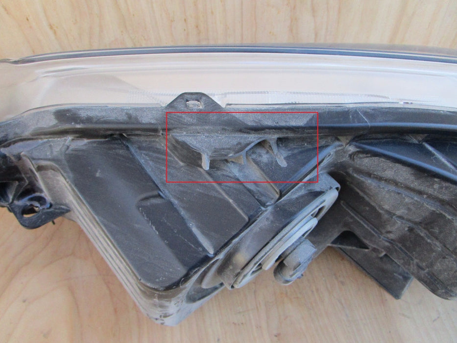 2015-2017 TOYOTA CAMRY FRONT RIGHT HEADLIGHT OEM C22