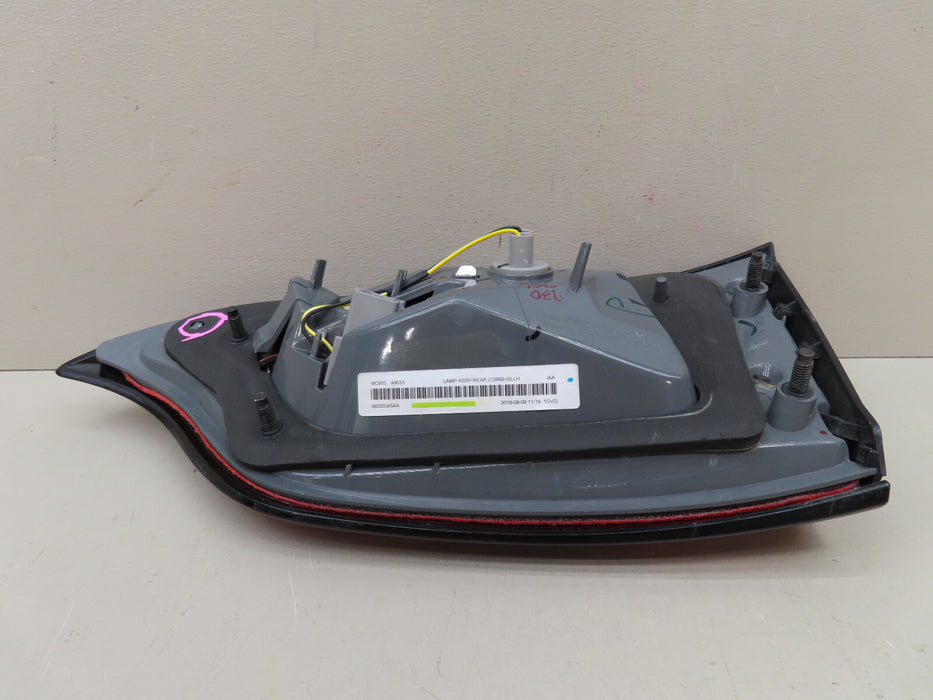 2014-2018 JEEP CHEROKEE REAR LEFT DRIVER SIDE TAIL LIGHT INNER OEM 68275964AG