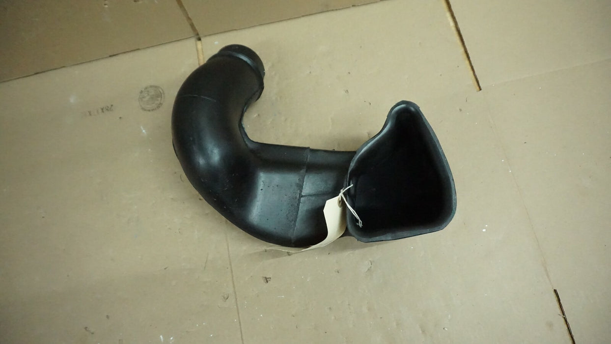 2005-2007 ASTON MARTIN DB9 ENGINE AIR INTAKE RIGHT SIDE DUCT HOSE TUBE OEM