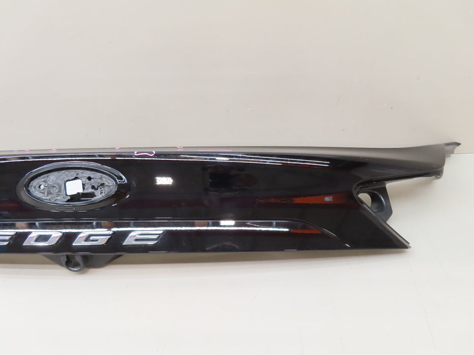 2019-2023 FORD EDGE REAR TRUNK LIFT GATE MOLDING OEM MT4B-R43401-A