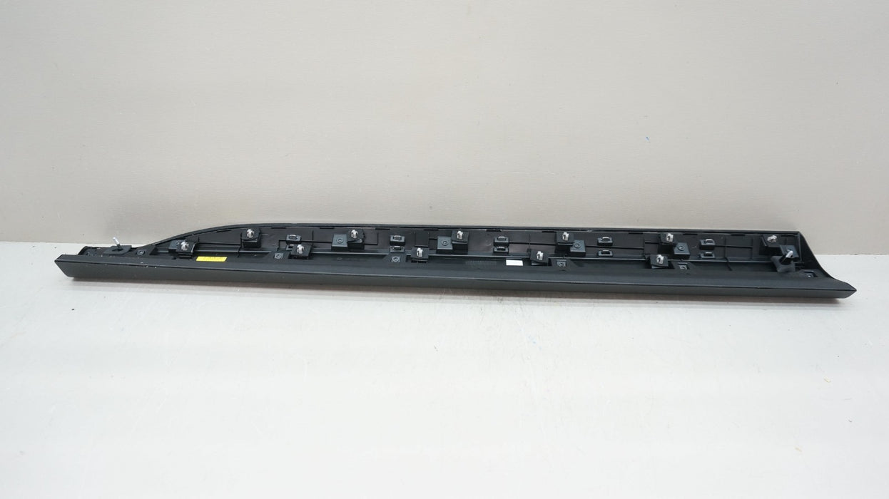 2020-2025 HYUNDAI PALISADE FRONT RIGHT DOOR GARNISH MOLDING OEM 87722-S8100