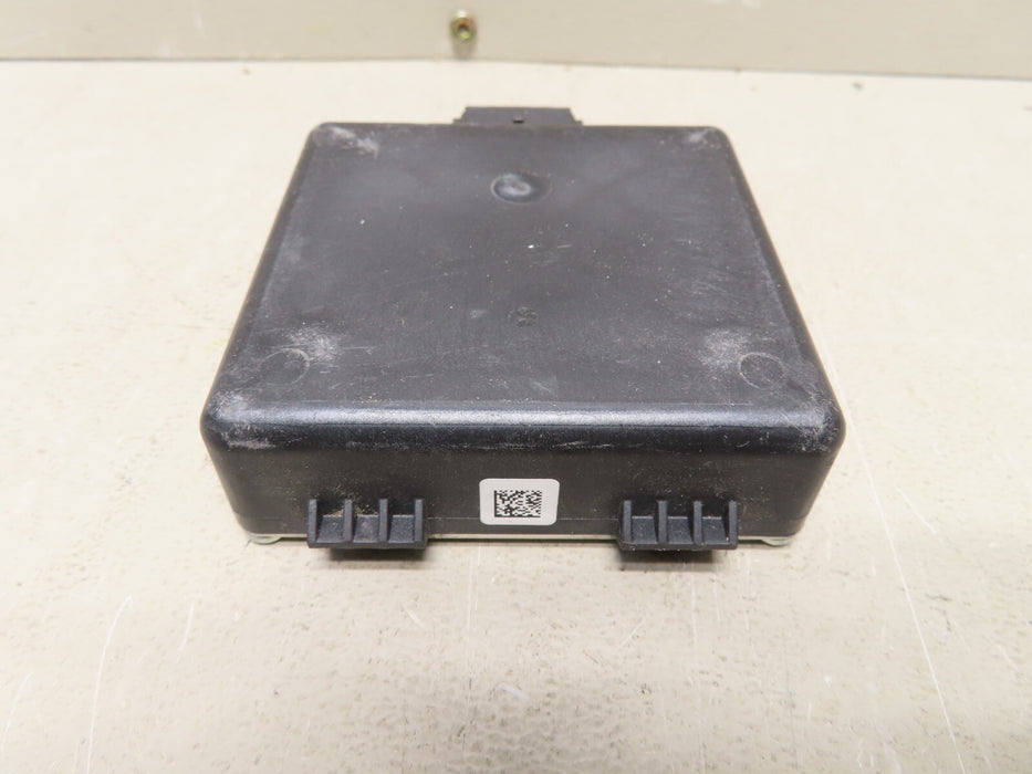 2014-2015 GRAND CHEROKEE DURANGO REAR BLIND SPOT DETECTION MODULE OEM 68137930AG