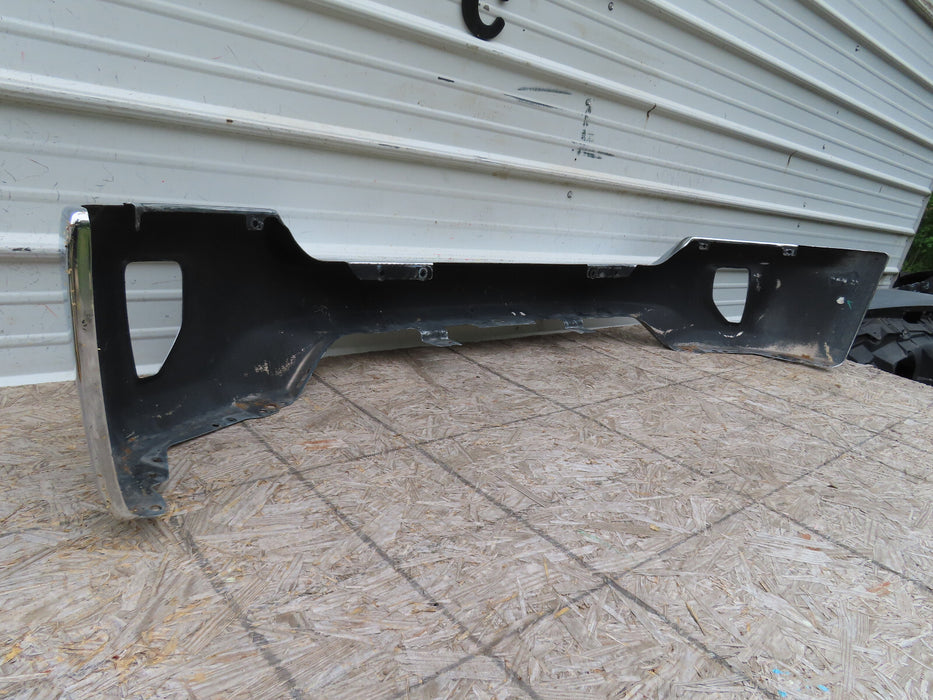 2016-2019 CHEVROLET SILVERADO 1500 FRONT BUMPER COVER OEM