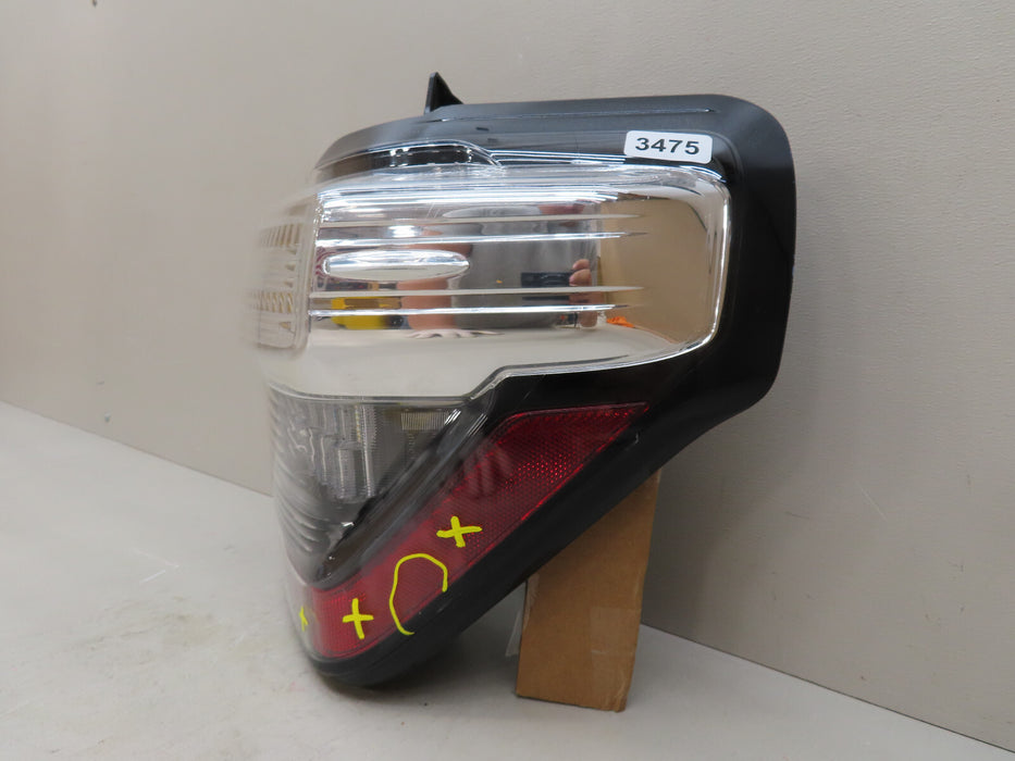 2014-2023 TOYOTA 4RUNNER REAR RIGHT PASSENGER TAIL LIGHT OEM