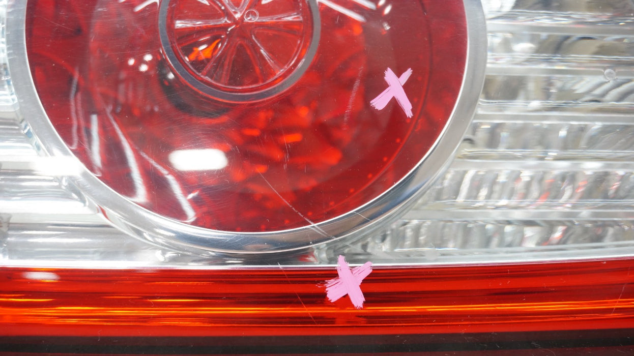 2010-2012 HYUNDAI SANTA FE REAR LEFT INNER TAIL LIGHT OEM