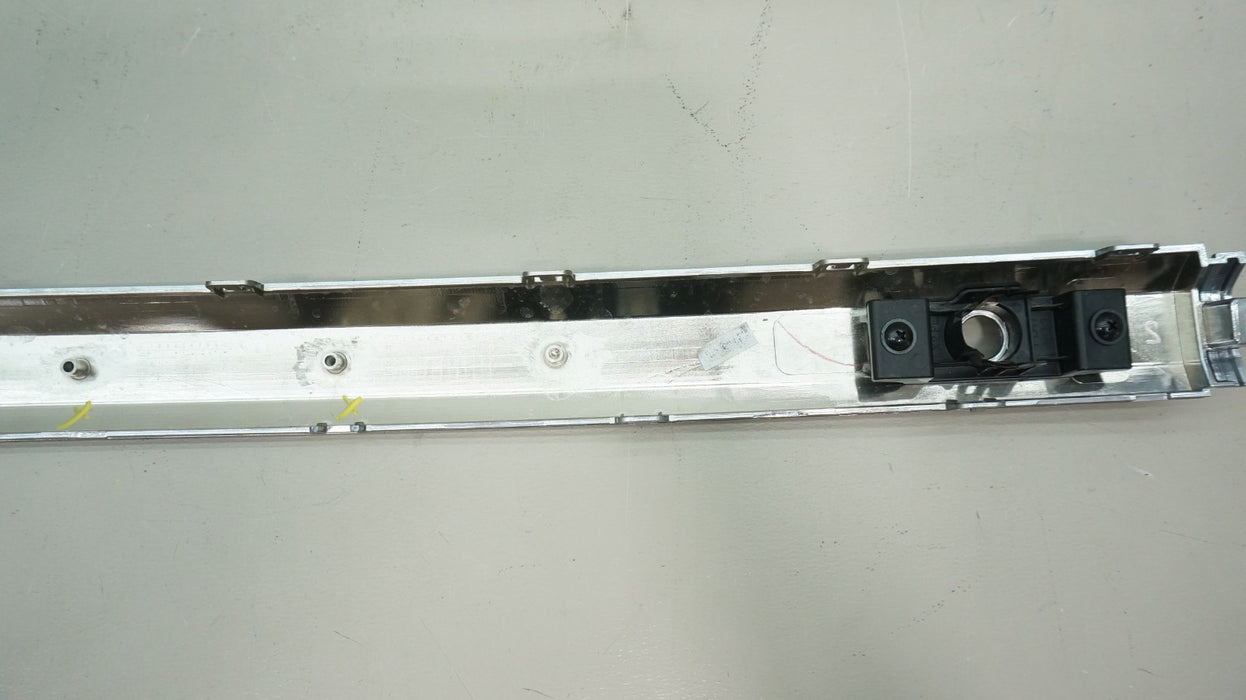 2023-2025 HYUNDAI PALISADE FRONT BUMPER MOLDING OEM 86569-S8CC0