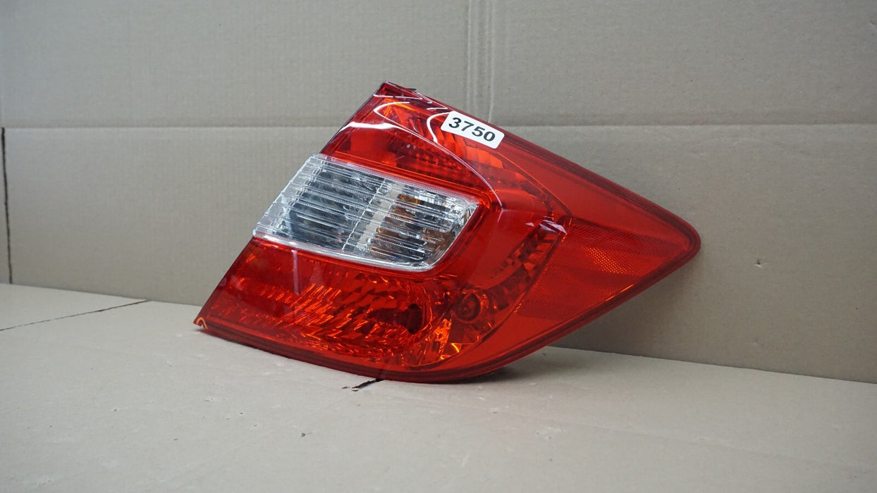2012-2013 HONDA CIVIC RIGHT PASSENGER SIDE TAIL LIGHT OEM 33550TR0A01