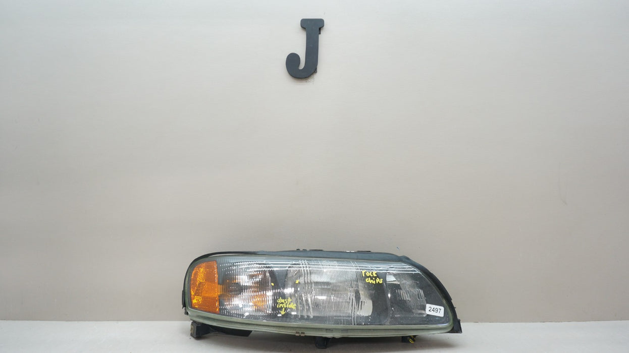 2001-2004 VOLVO S60 FRONT RIGHT PASSENGER SIDE HALOGEN HEADLIGHT OEM