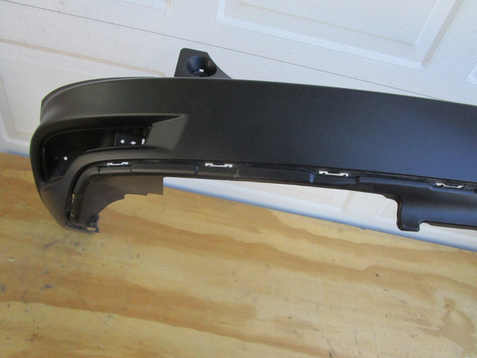 17 18 HONDA CR-V REAR BUMPER COVER OEM