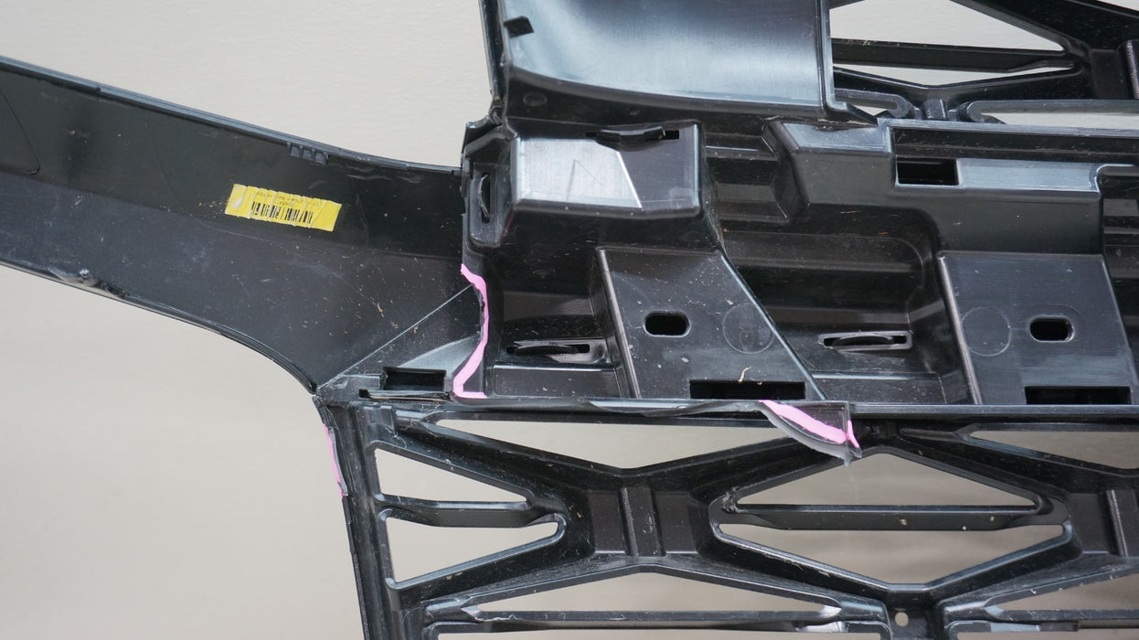 2024-2025 CHEVROLET TRAVERSE FRONT BUMPER RADIATOR GRILLE OEM