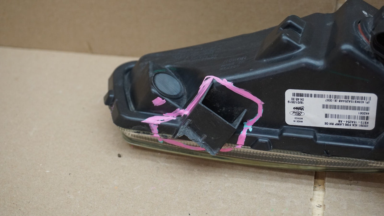 2020-2021 FORD FUSION FRONT RIGHT PASSENGERS SIDE FOG LIGHT OEM 20 21