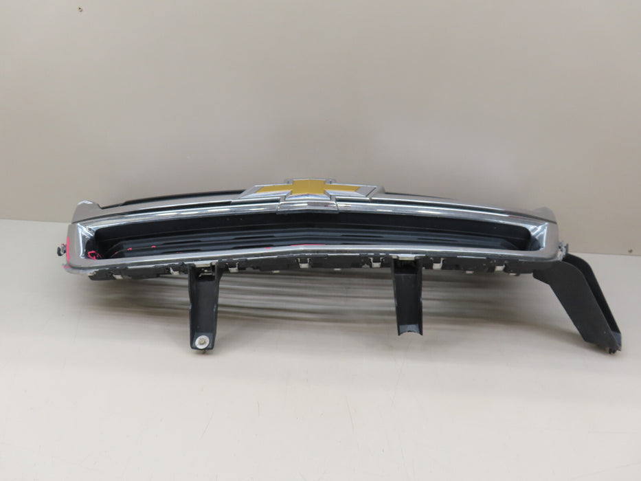 2015-2020 CHEVROLET COLORADO FRONT BUMPER RADIATOR GRILLE OEM