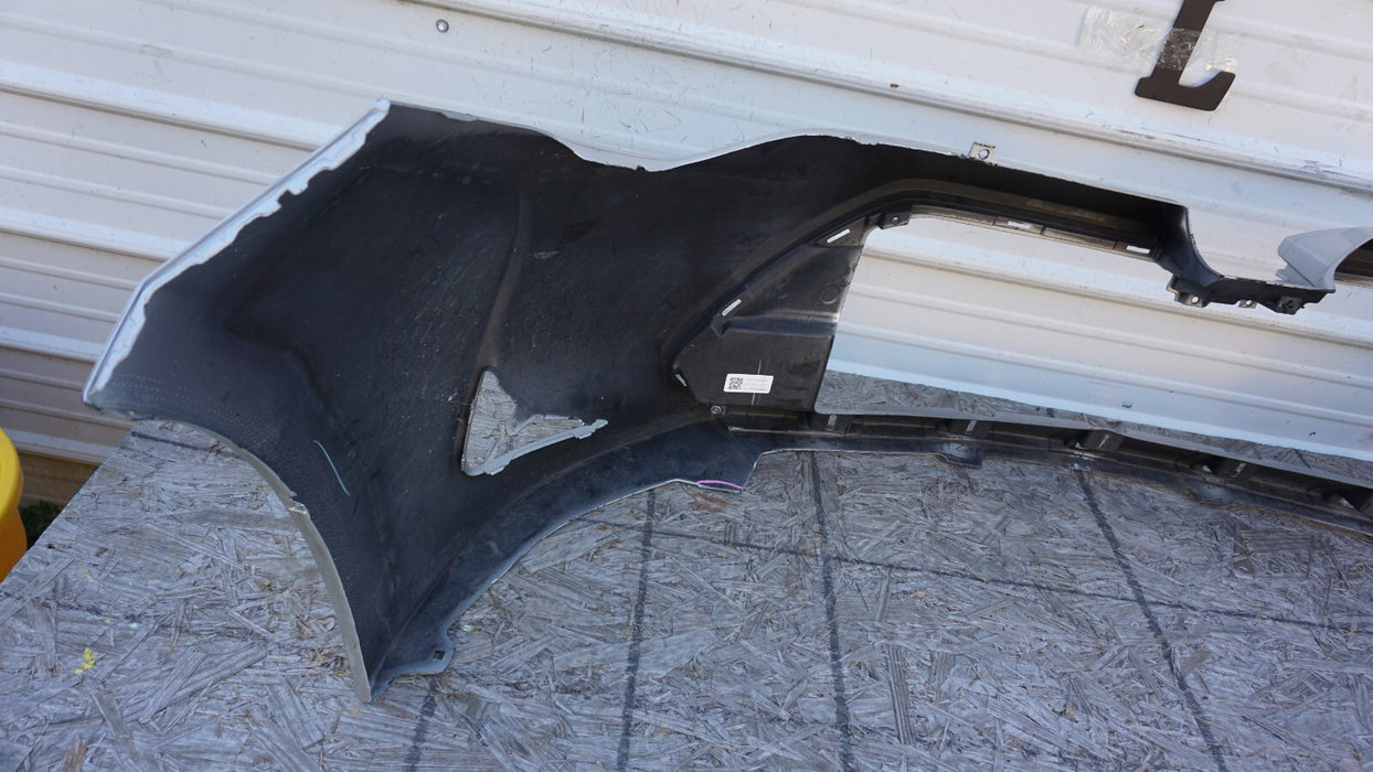 2017-2018 TOYOTA COROLLA LE/XLE FRONT BUMPER COVER OEM 17 18