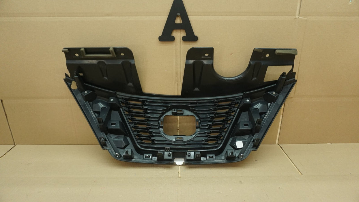 2017-2020 NISSAN ROGUE FRONT BUMPER GRILLE GRILL  W/ CHROME OEM 62310 9TG0A