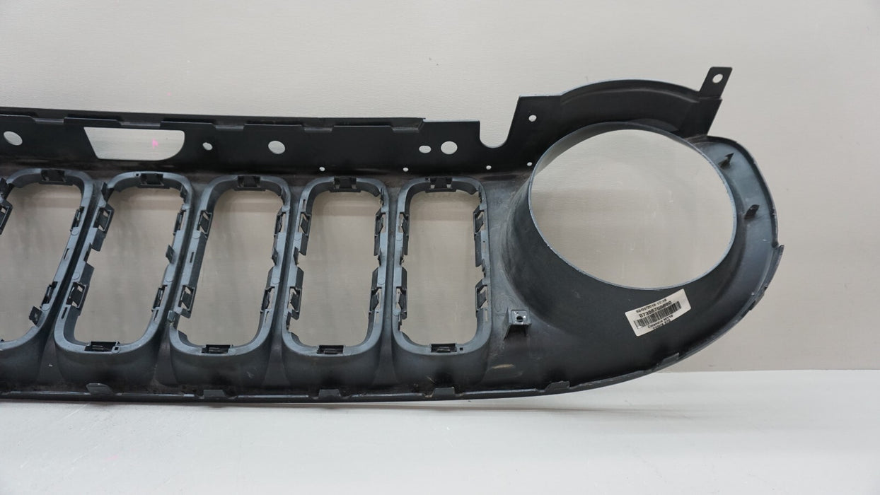 2015-2018 JEEP RENEGADE FRONT UPPER MAIN GRILLE 735587825 OEM 15 16 17 18