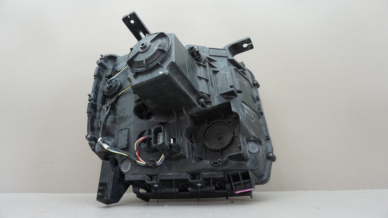 2014-2017 GMC SIERRA 1500 2500 HD 3500 HD LEFT HEADLIGHT HALOGEN OEM 23268192