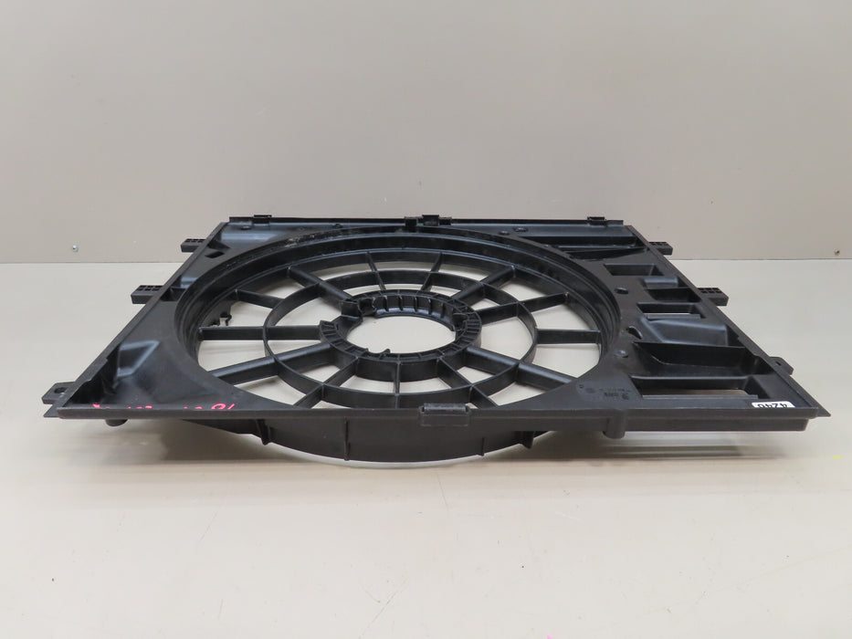 2018-2021 CHEVROLET EQUINOX FRONT RADIATOR COOLINF FAN SHUTTER OEM 85109720