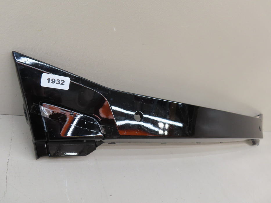 2021-2023 BMW X4 FRONT CENTER LOWER BUMPER TRIM MOLDING OEM