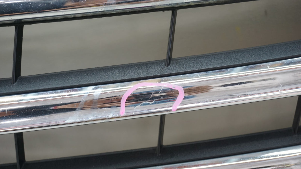 2018-2021 CHEVROLET TRAVERSE FRONT BUMPER RADIATOR GRILLE GRILL OEM 84073439