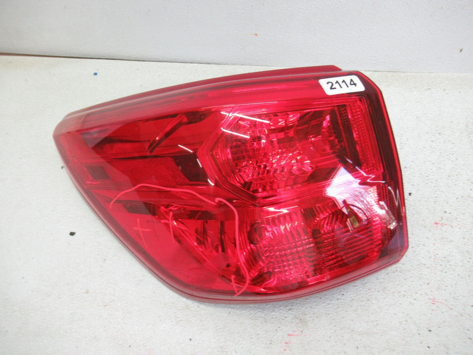 2017 - 2020 NISSAN PATHFINDER REAR LEFT DRIVER SIDE TAIL LIGHT TAILLAMP OEM