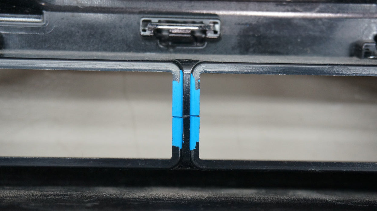 2024-2025 CHEVROLET TRAVERSE FRONT RADIATOR GRILLE GRILL 26414612 OEM