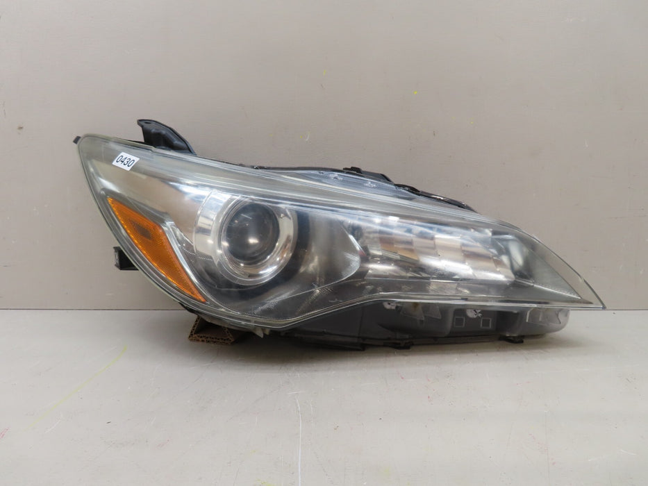 2015-2017 TOYOTA CAMRY FRONT RIGHT PASSENGER SIDE HEADLIGHT HALOGEN OEM