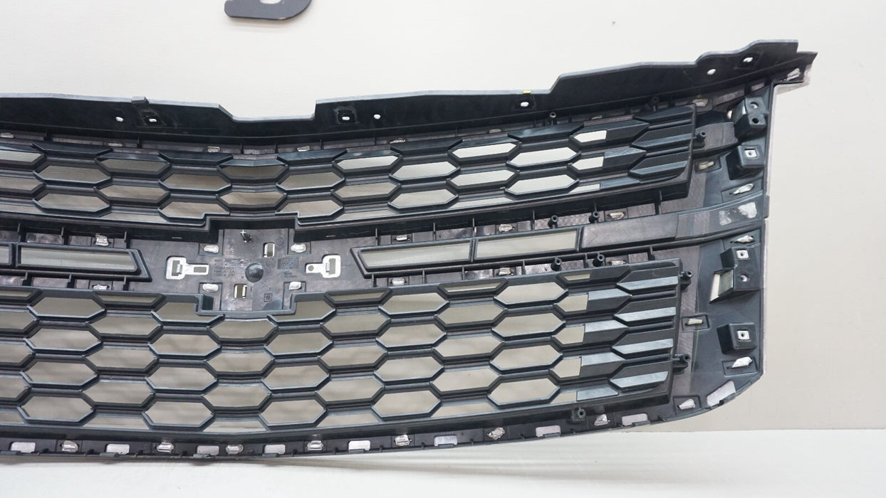 2015-2020 CHEVROLET TAHOE SUBURBAN FRONT RADIATOR GRILLE GRILL 23440914 OEM