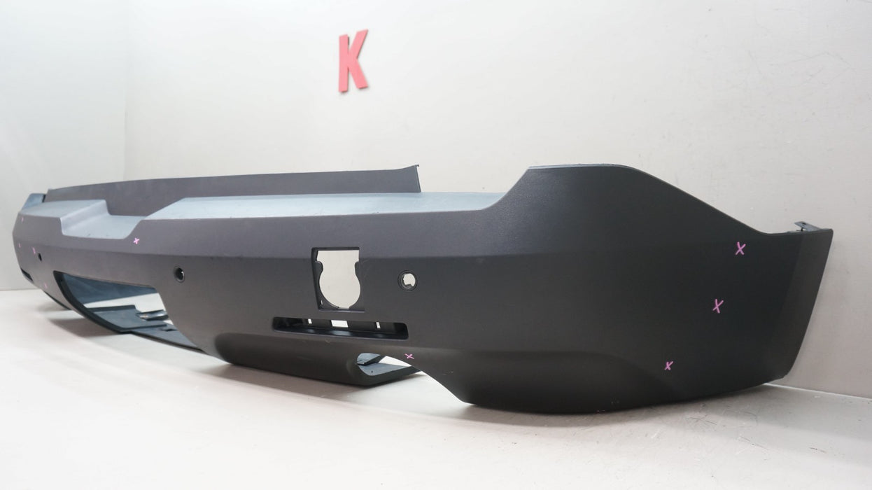 2018-2020 CHEVROLET TRAVERSE REAR LOWER BUMPER COVER OEM 84294627