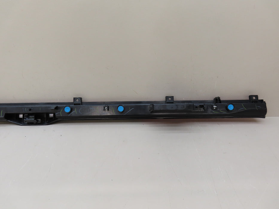2022-2024 FORD F150 F-150 LIGHTNING REAR CENTER TAILGATE TAIL LIGHT LED OEM