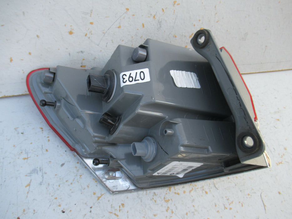 14 15 16 17 18 19 JEEP GRAND CHEROKEE RIGHT TAILLIGHT LAMP OEM