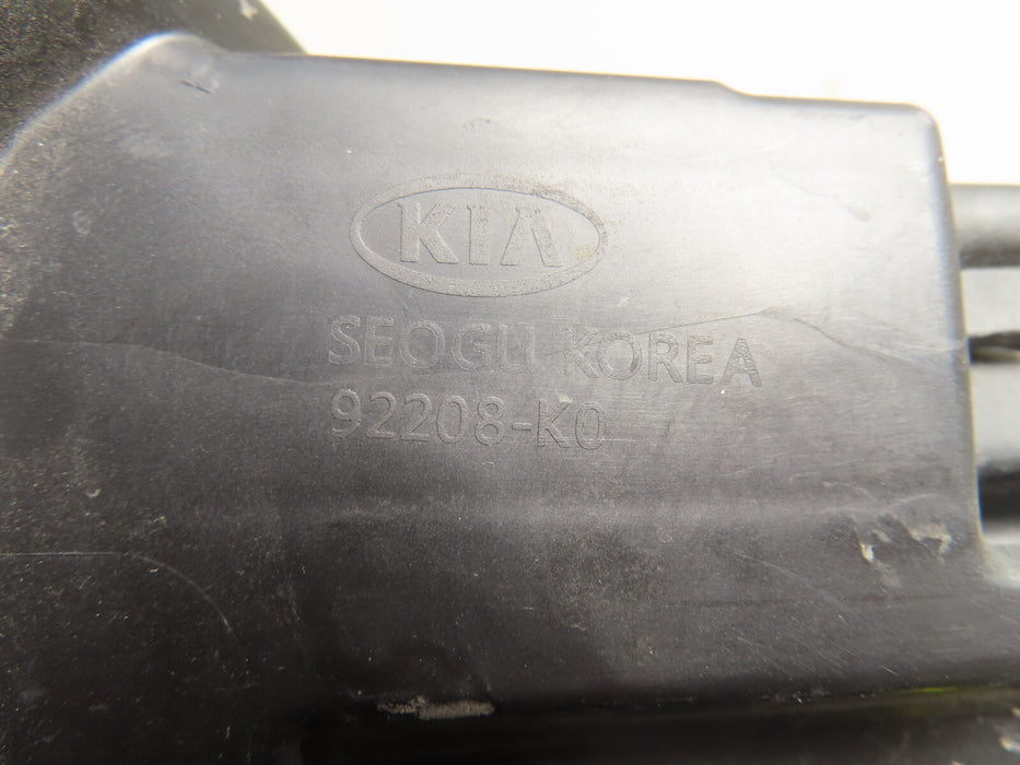 2019-2020 KIA SOUL RIGHT PASSENGER SIDE HEADLIGHT HALOGEN LAMP OEM 92208-k0