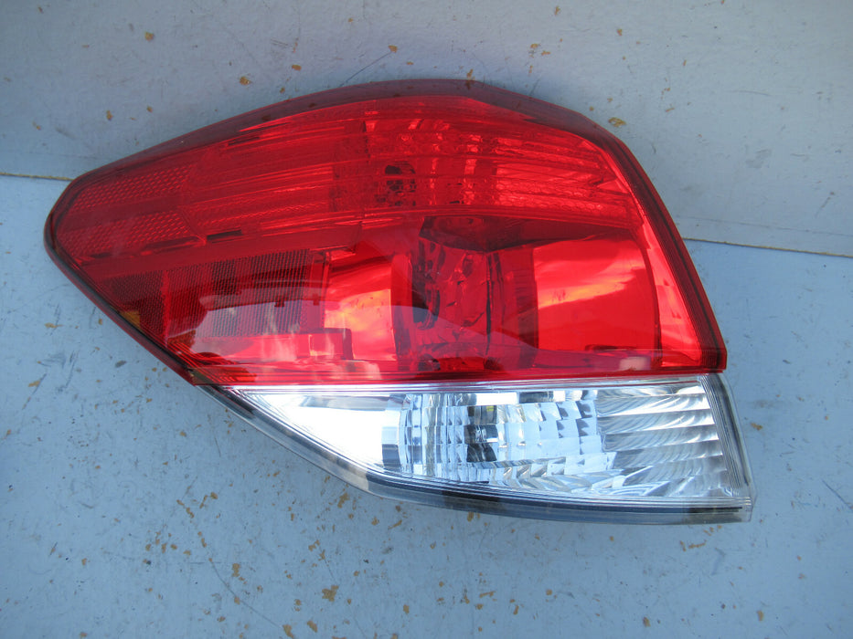 2010 2011 2012 2013 2014 SUBARU OUTBACK LEFT TAILLIGHT LAMP OEM