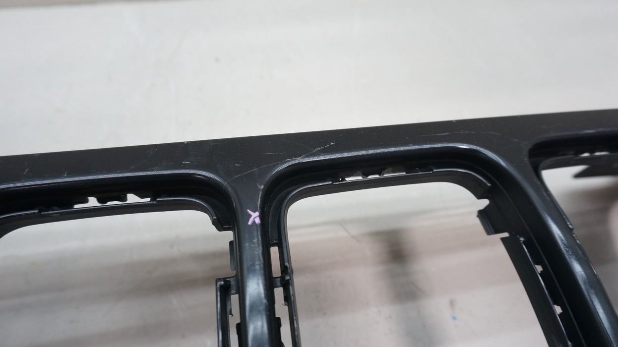 2015-2018 JEEP RENEGADE FRONT BUMPER UPPER GRILL GRILLE OEM 52088680