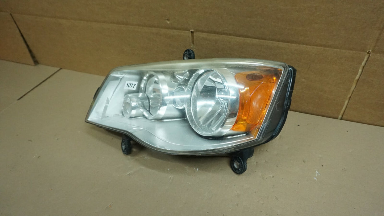 2008-2016 CHRYSLER TOWN AND COUNTRY FRONT LEFT DRIVER SIDE HEADLIGHT HALOGEN OEM