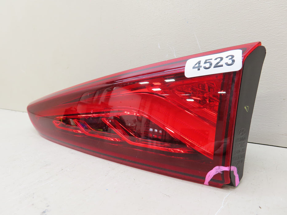 2018-2021 HYUNDAI KONA REAR RIGHT PASSENGER SIDE INNER TAIL LIGHT OEM