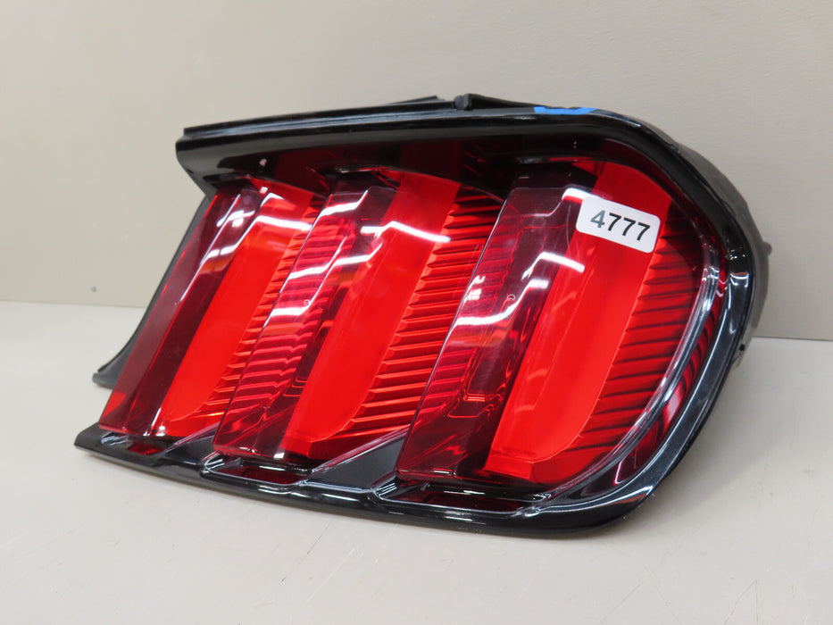 2015-2017 FORD MUSTANG RIGHT PASSENGER TAIL LIGHT LAMP LED OEM