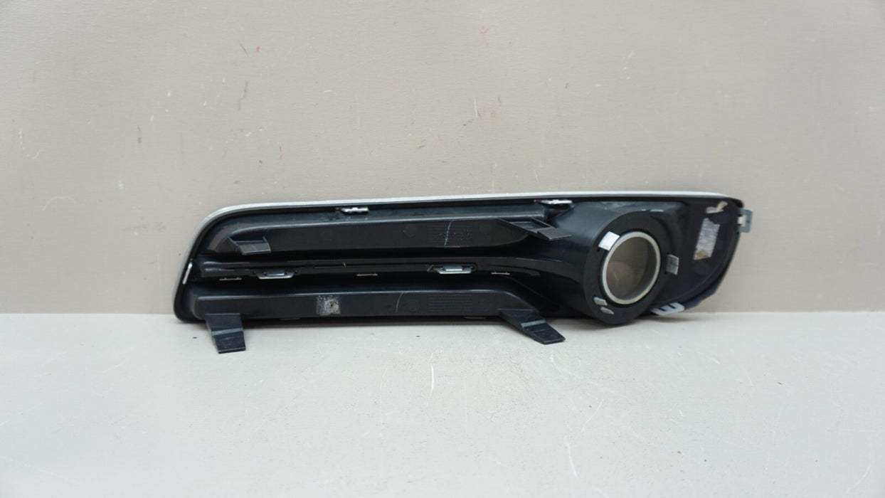 2011-2016 CHRYSLER 300 RIGHT LOWER GRILLE FOG LIGHT BEZEL TRIM OEM 11LX-197AB