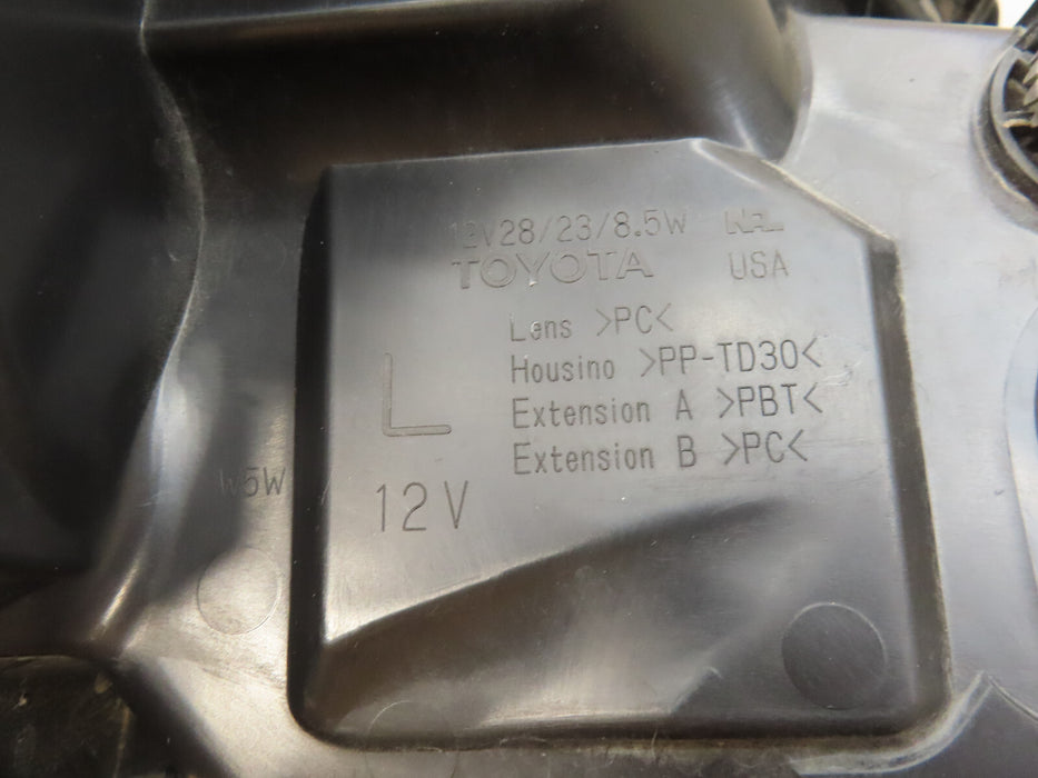 2018-2024 TOYOTA CAMRY FRONT LEFT DRIVER SIDE LED HEADLIGHT OEM 5067