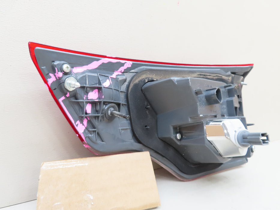 2017-2019 TOYOTA HIGHLANDER REAR LEFT DRIVER INNER TAIL LIGHT LED OEM