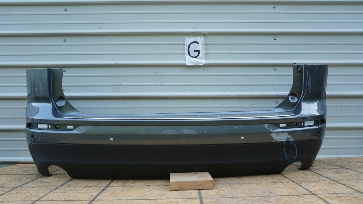 2018-2020 VOLVO XC60 REAR BUMPER PLASTIC COVER PANEL FACTORY OEM 18 19 20