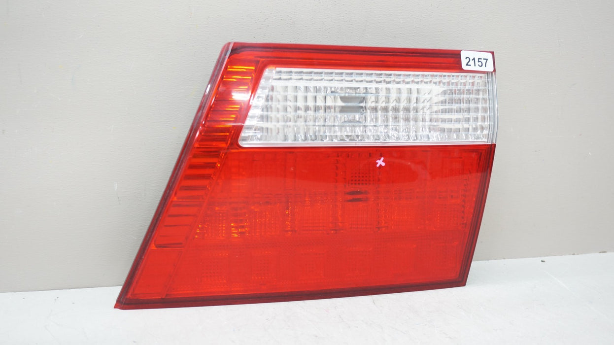 2005-2007 HONDA ODYSSEY REAR RIGHT PASSENGER SIDE INNER TAIL LIGHT OEM