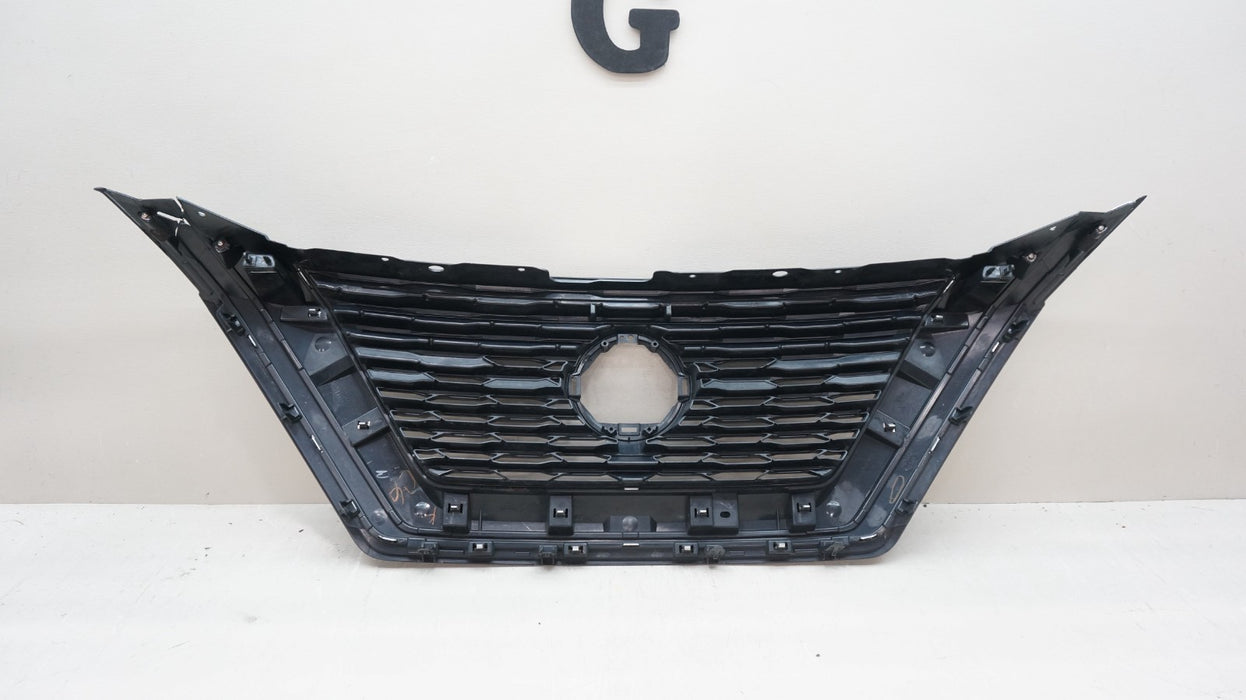 2021-2023 NISSAN ROGUE FRONT UPPER RADIATOR GRILLE GRILL 623106RR0A OEM